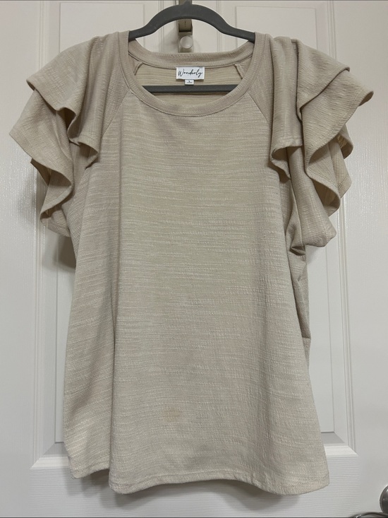 Wonderly Tops - Wonderly Light Sand Ruffle Short Sleeve Top Tan Lightweight Relaxed Fit Comfy L
